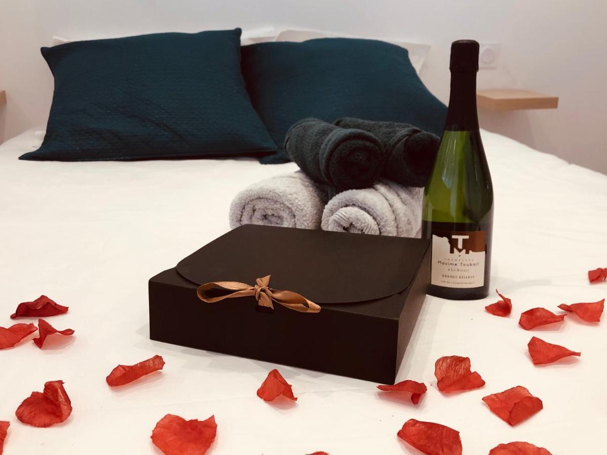 Le Coeur De Nimes Apartment Ngoại thất bức ảnh